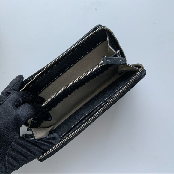 Black leather zip wallet w/contrast stitching - Picture 5 of 6